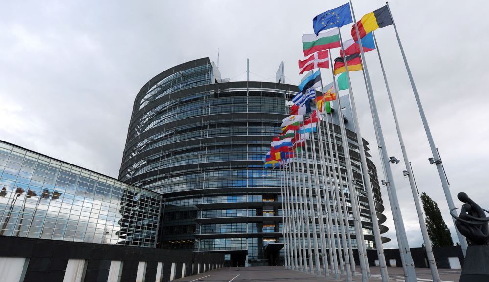 Avropa Parlamenti Ermənistan baş nazirinin çağırışından narahatdır