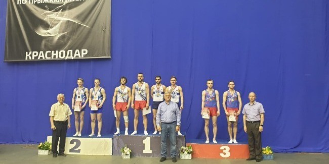 Azərbaycan gimnastları Rusiya çempionatında iki qızıl medal qazanıblar