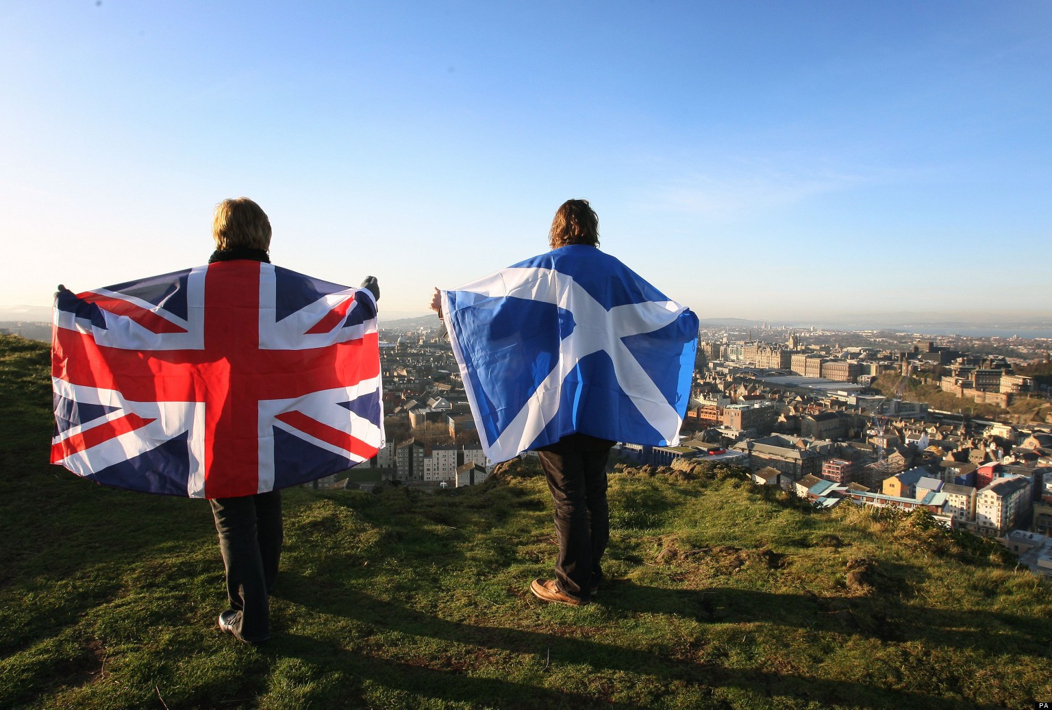 Şotlandiya Böyük Britaniyadan çıxmaq üçün referendum keçirəcək