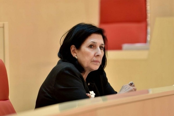 Salome Zurabişvili: “Gürcüstan azərbaycanlıları dövlət dilini bilməlidirlər”