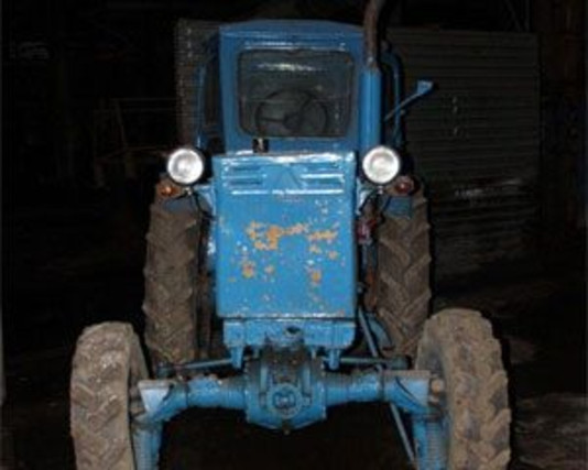 Qazaxda 58 yaşlı kişinin üstünə traktor aşıb