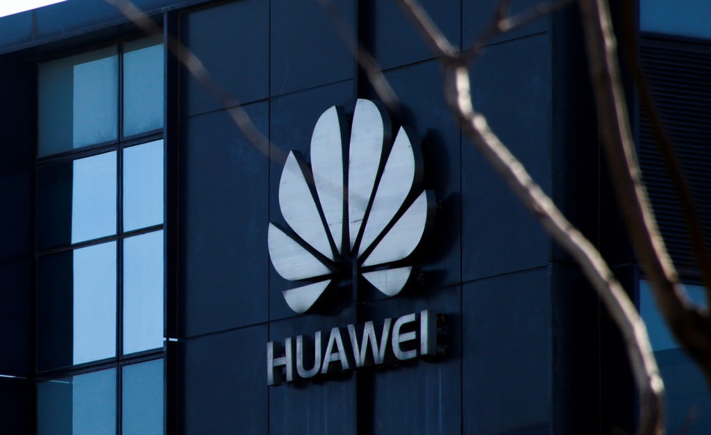 “Huawei” şirkəti ABŞ-ı ixrac məhdudiyyətlərini aradan qaldırmağa çağırıb