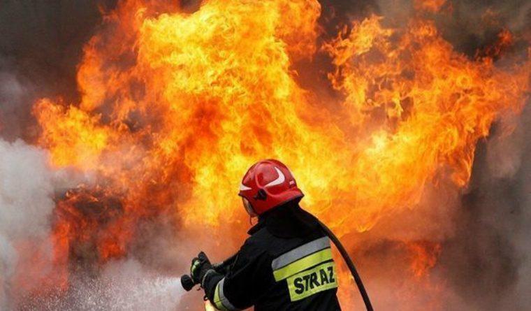 Rusiyada ev yanıb: 5 nəfər ölüb