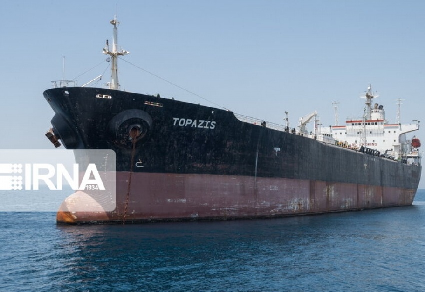 İran yanacaq daşıyan tankeri saxlayıb
