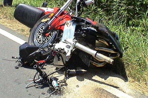 Motosiklet yoldan çıxdı: 21 yaşlı gənc öldü