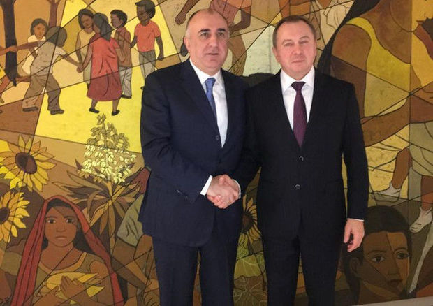 Elmar Məmmədyarov belaruslu həmkarı ilə görüşüb
