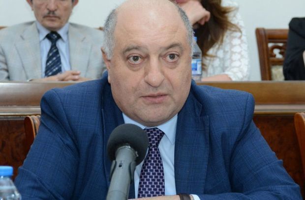Musa Quliyev siqaret məsələsini qaldırdı: Nəzarətə götürülsün!
