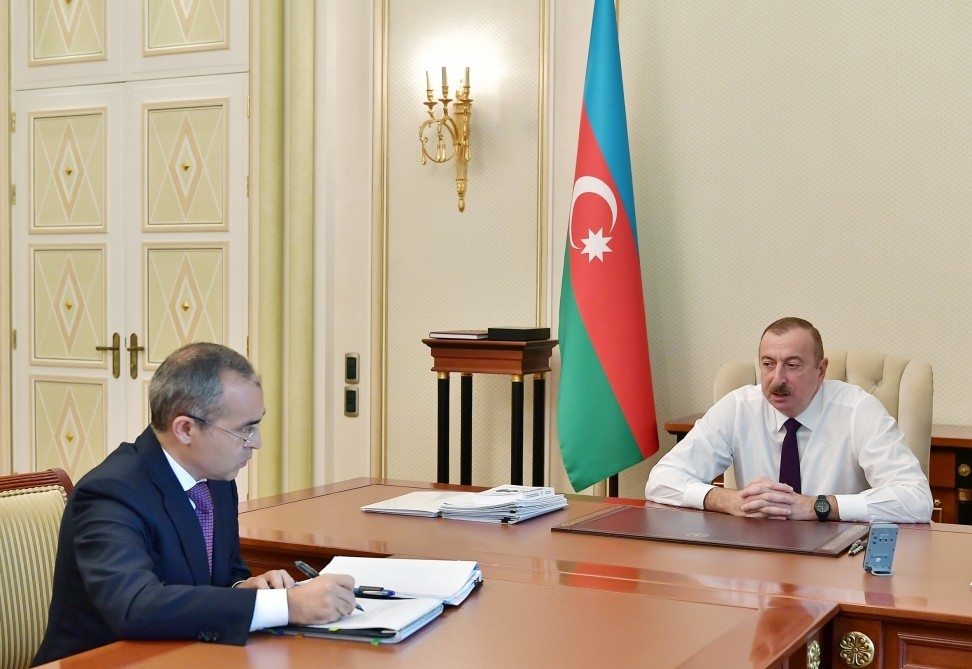 Prezident İlham Əliyev Mikayıl Cabbarovu qəbul edib