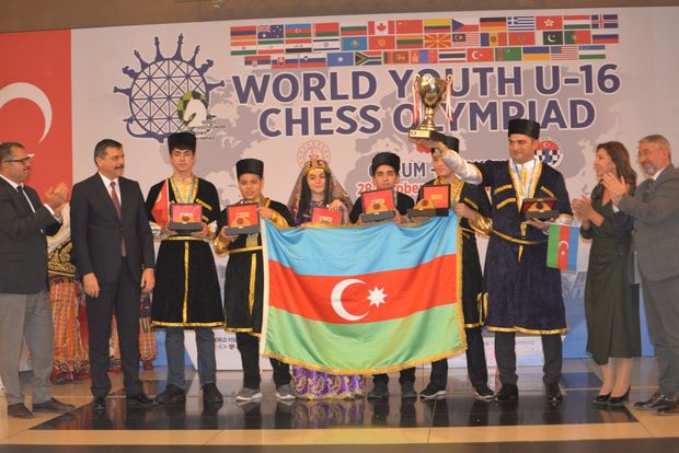 Azərbaycan şahmatçıları Olimpiadada daha iki medal qazanıb – FOTO