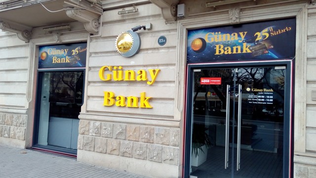 “Günay Bank”ın səhmləri listinqə daxil edilib