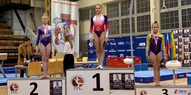 Azərbaycanın qadın idman gimnastları beynəlxalq turnirdə 2 medal qazanıb