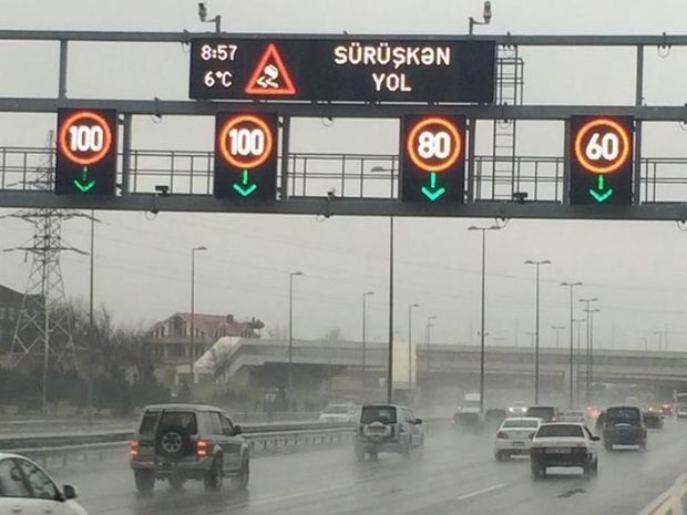 Yol polisi hava şəraiti ilə əlaqədar olaraq sürücülərə müraciət etdi