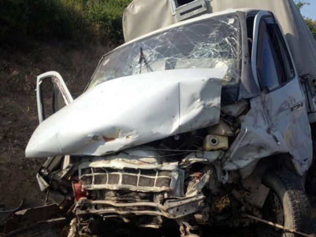 İmişlidə “Qazel”lə minik avtomobili toqquşdu, 1 nəfər öldü, 2 nəfər xəsarət aldı