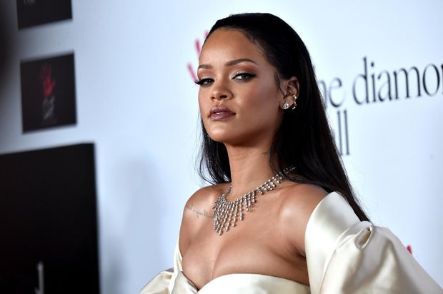 Rihanna haqqında 25 milyon dollarlıq sənədli film çəkilir