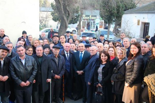 “İslahatlara dəstək” seçicilərin Təşəbbüs Qrupu Azay Quliyevin  deputatlığa namizədliyini rəsmən irəli sürüb