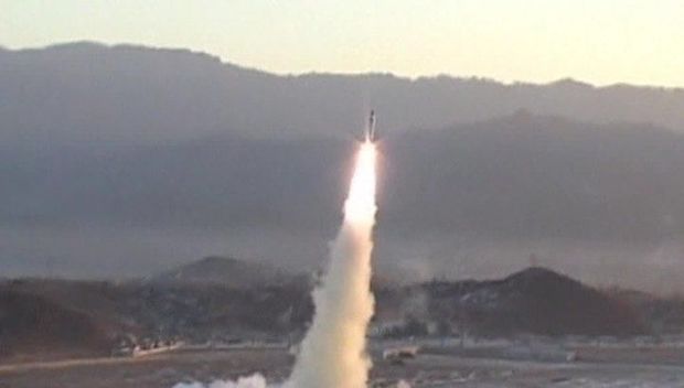 Şimali Koreya liderinin yeni raketi ünvanına “çatdı”
