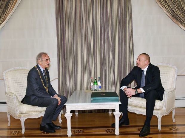 İlham Əliyev Polad Bülbüloğlunu qəbul etdi – FOTO