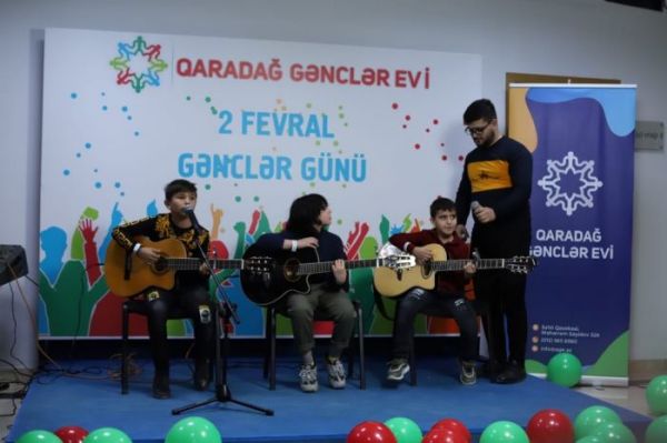 Qaradağ Gənclər Evində möhtəşəm bayram festivalı