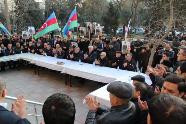 Güloğlan Cabbarov: Dostlar bu gün 20 günlük seçki marafonunda təbliğat-təşviqatın sonuna gəldik