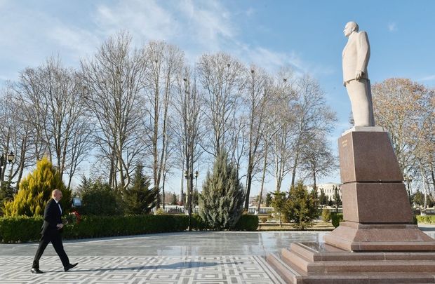 Prezident İlham Əliyev Qazaxda – FOTO