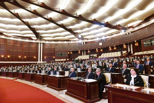 Parlamentdə İLK: Komitə iclası onlayn rejimində keçirildi