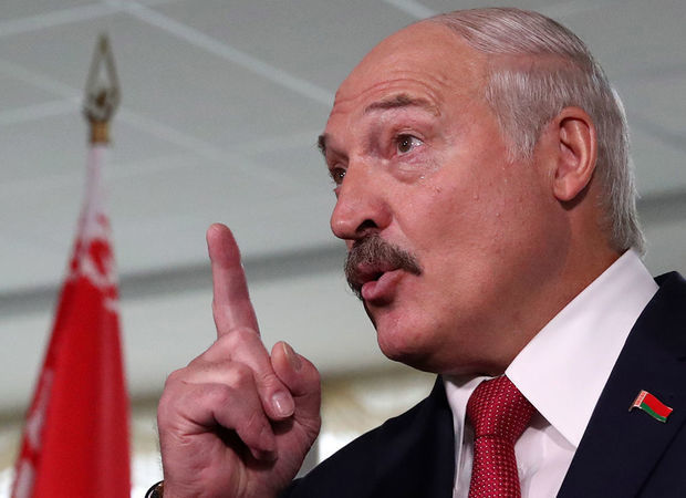 Lukaşenko hökuməti istefaya göndərməklə hədələdi: “Əgər apteklərdə ləvazimat çatmasa…”