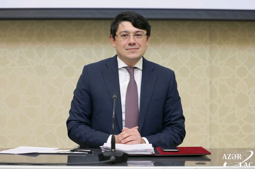 Fuad Muradov: Diasporla İş üzrə Dövlət Komitəsinin “qaynar xətt”i 24 saat ərzində bütün müraciətləri qəbul edir