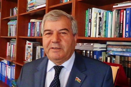 Sabir Rüstəmxanlı: “Bizim rayonlara getməyimiz üçün hüquqi icazə olmalıdır”
